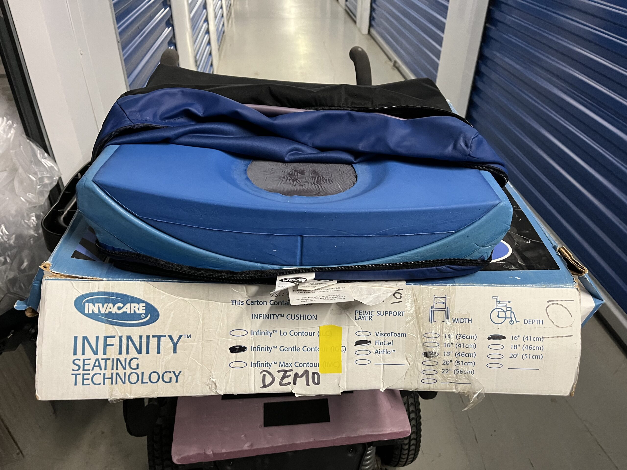 Infinity Gentle Contour FloGel 46cm by 41cm