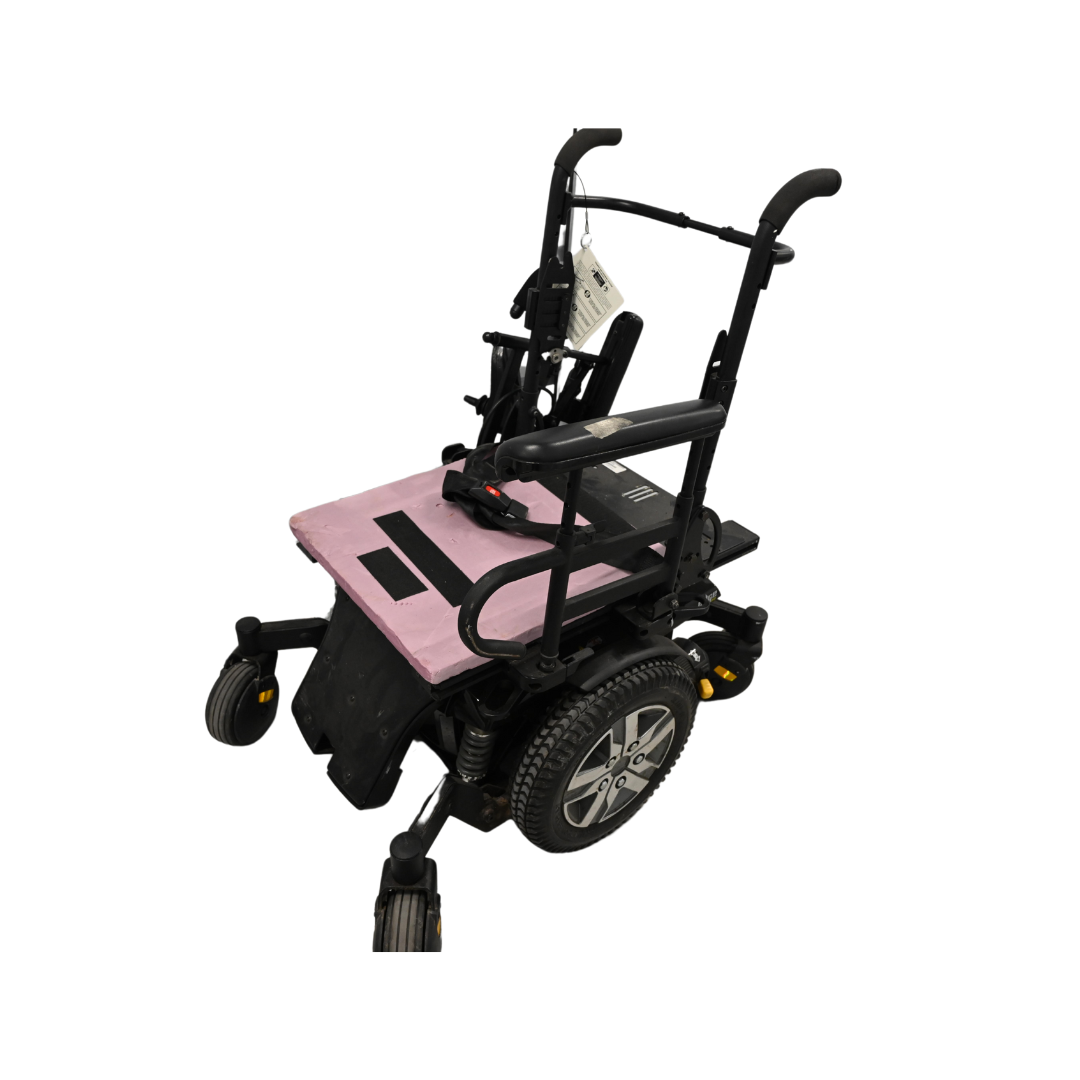 Quantum 06 Edge 2.0 Power Wheelchair - Image 2
